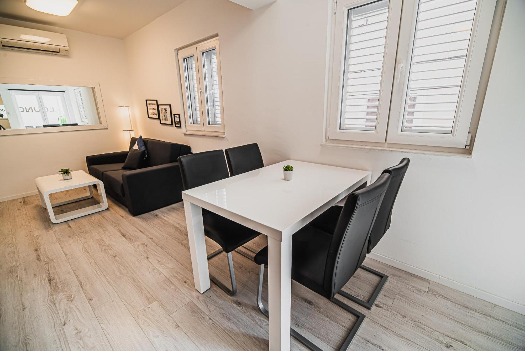 Downtown Park Apartments With Balcony Vodice Cameră foto